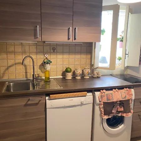 Apulia Mola Mola di Bari